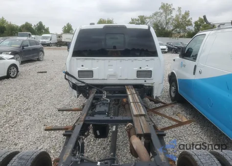 2023 Ford F550 Super Duty z USA, uszkodzony, nr VIN 1FD0W5HT1PEC51046